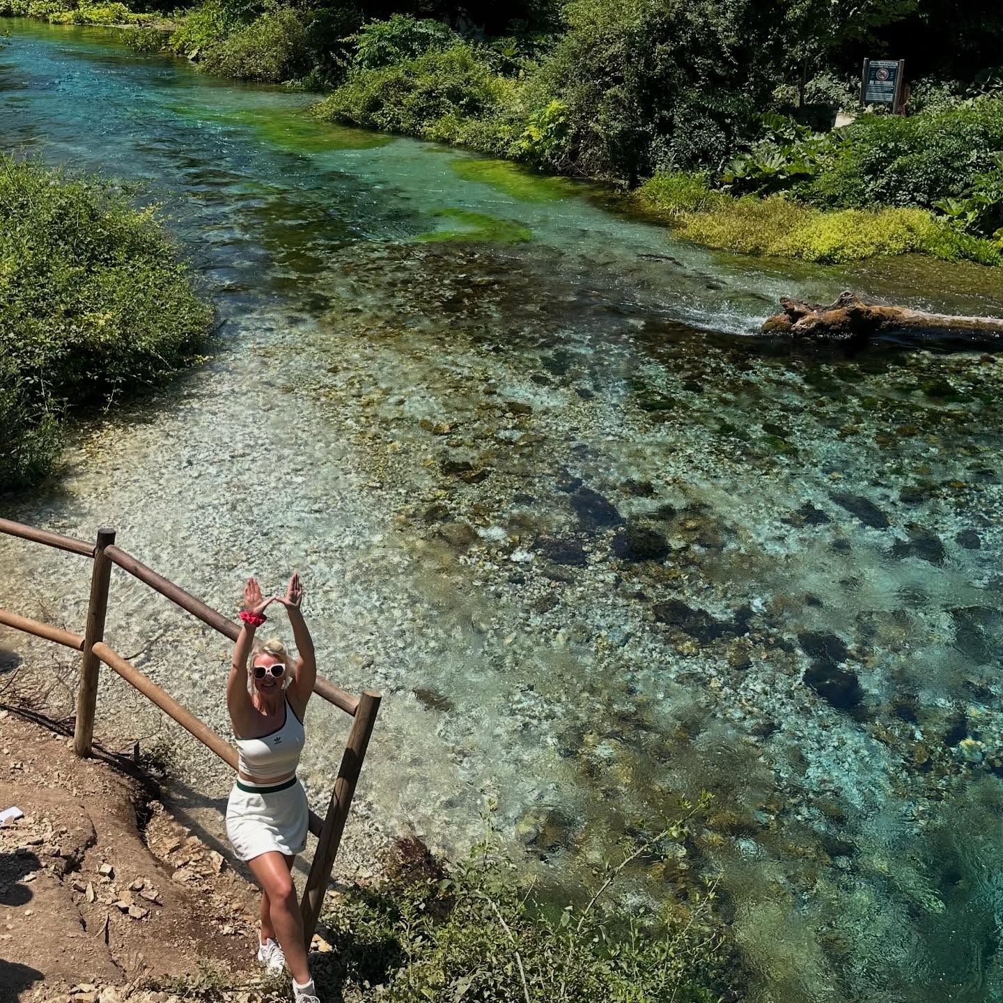 The Blue Eye spring, photographed by Si and Beth