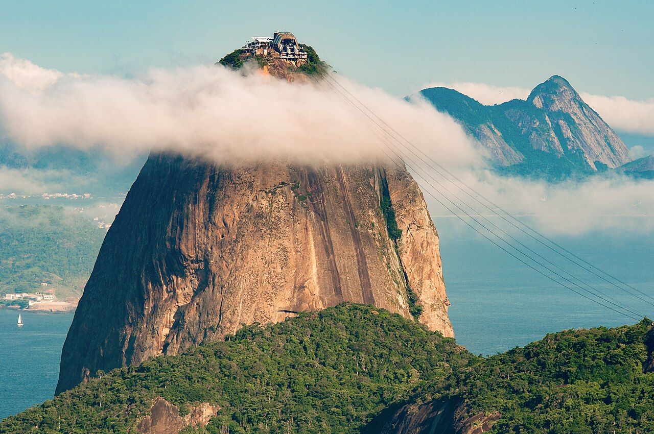 Monumento Natural dos Morros do Pão de Açúcar e Urca de nível Municipal, localizado (a) em Rio de Janeiro (RJ)