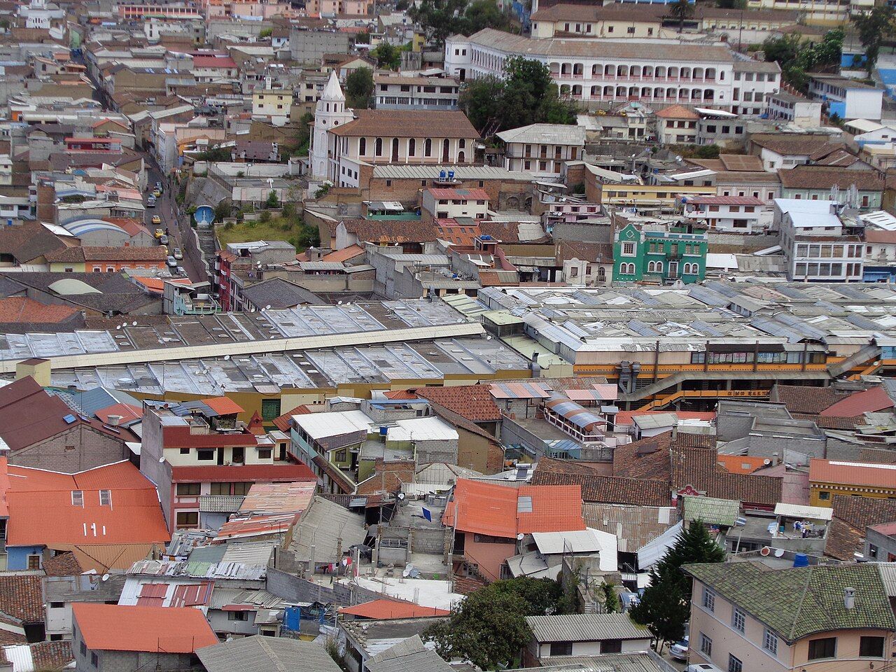 El centro histórico de Quito se encuentra ubicado en el centro sur de la ciudad de Quito, en Ecuador in the Historic Cen