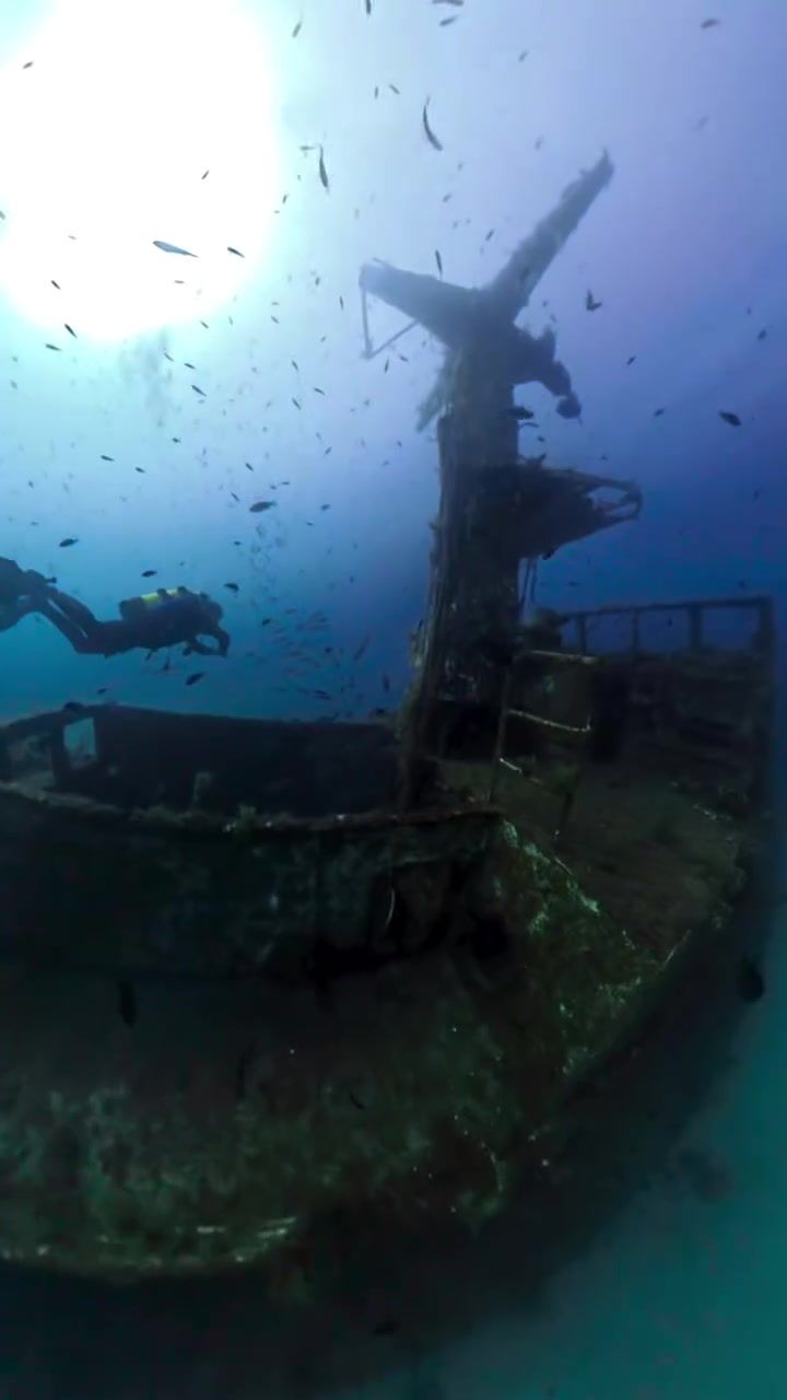 The P29 wreck, photographed by Si and Beth