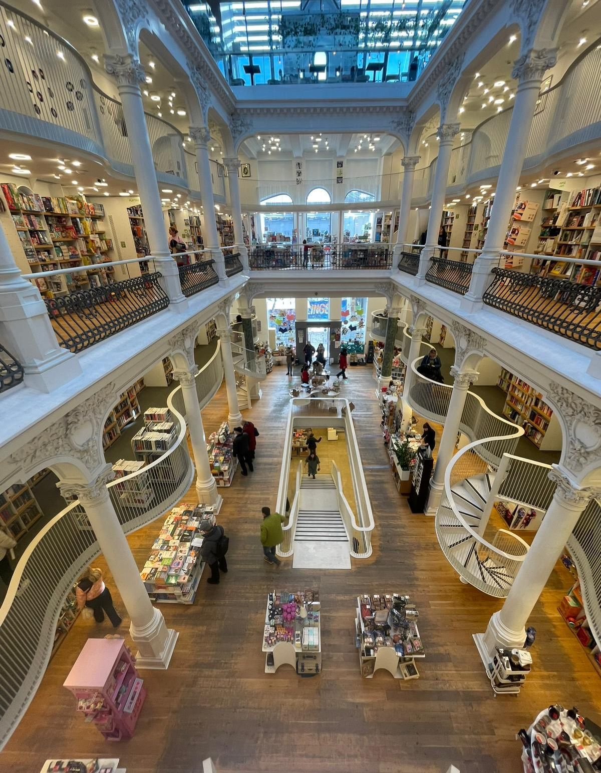 Cărturești Carusel bookshop, Bucharest, photographed by Beth