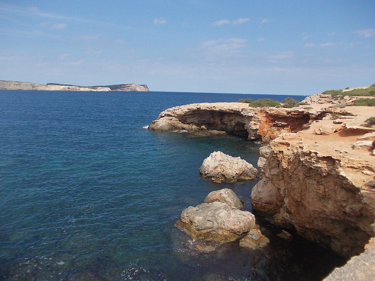 Balearen, Ibiza, Wanderung NW Cala Codolar - Cala Comte - Punta de sa Torre