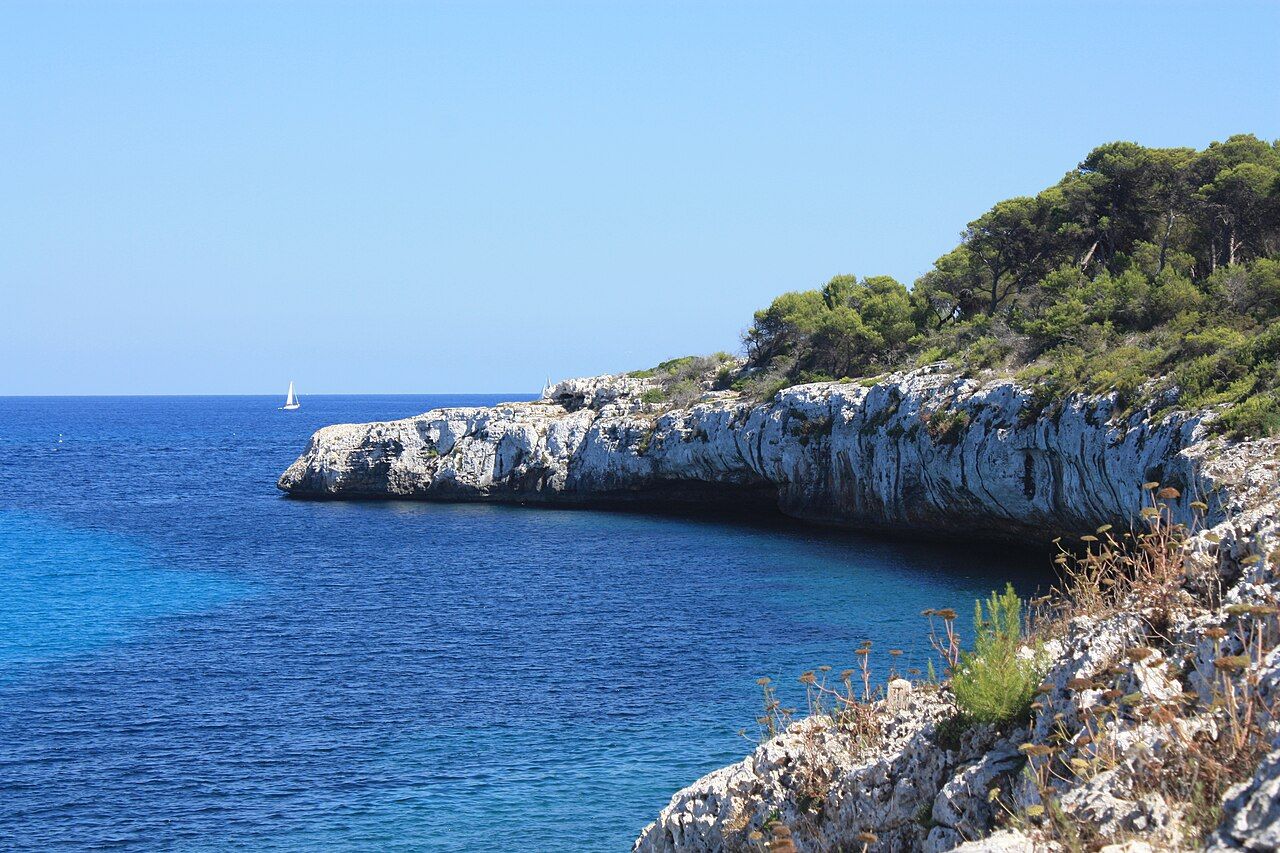 Cala Mondrago