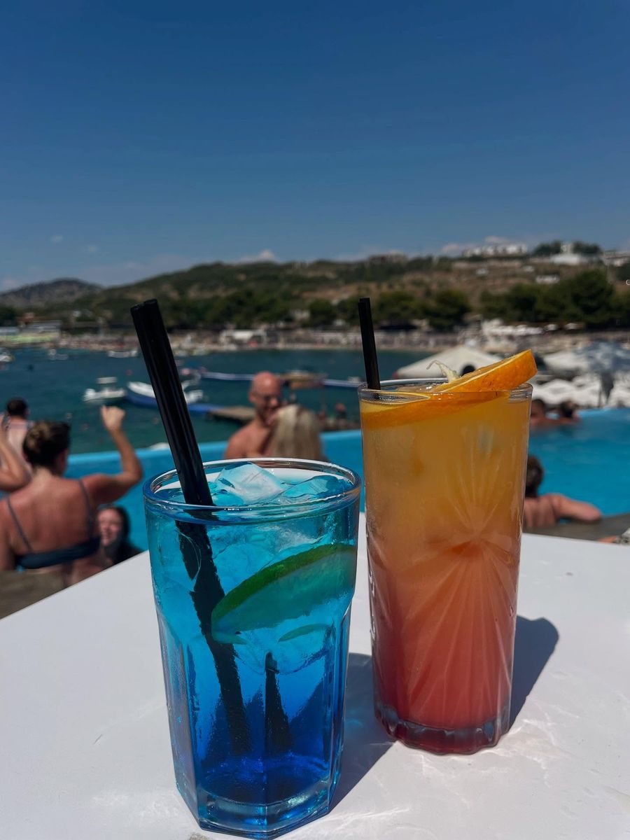 Cocktails by the sea