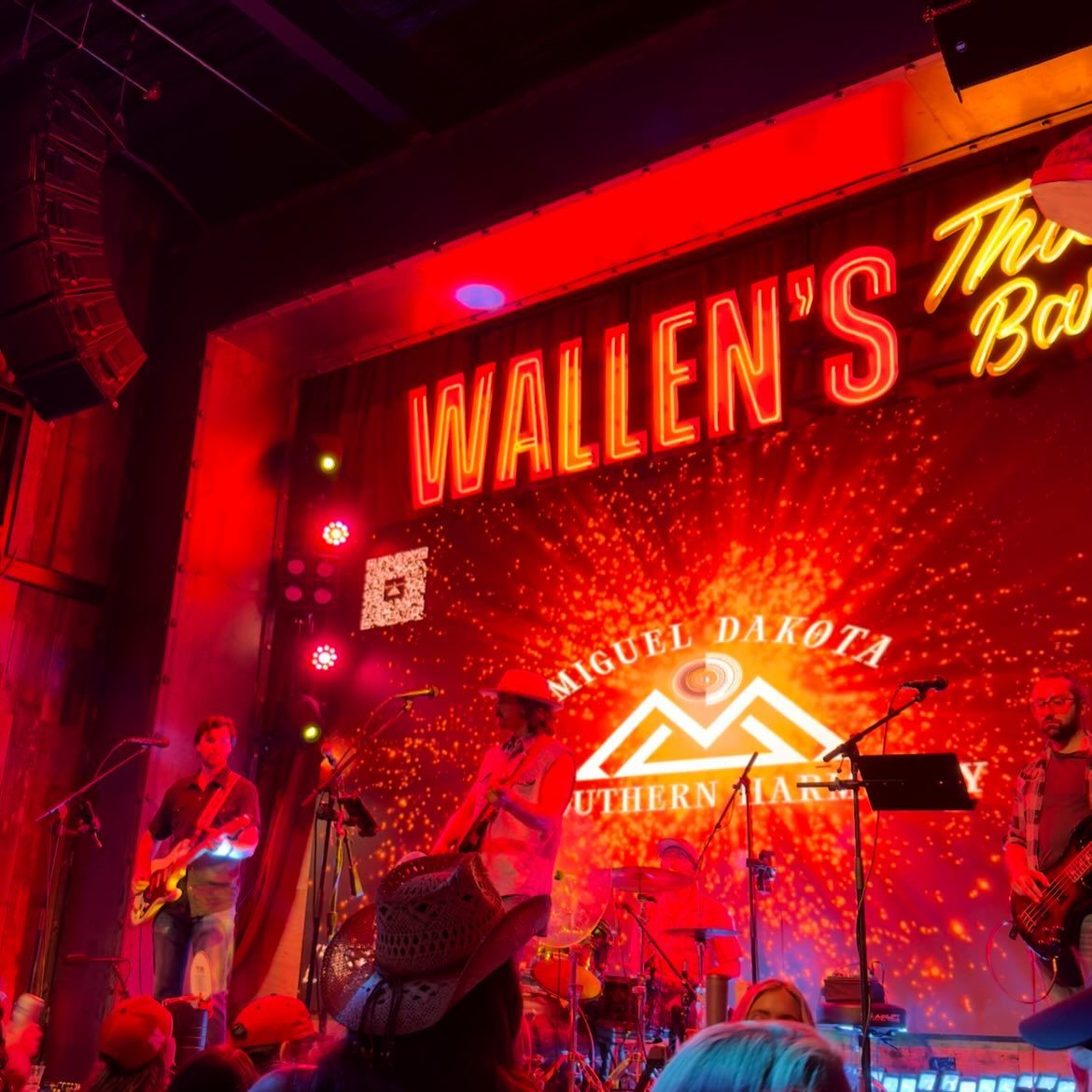 Broadway, Nashville, after dark