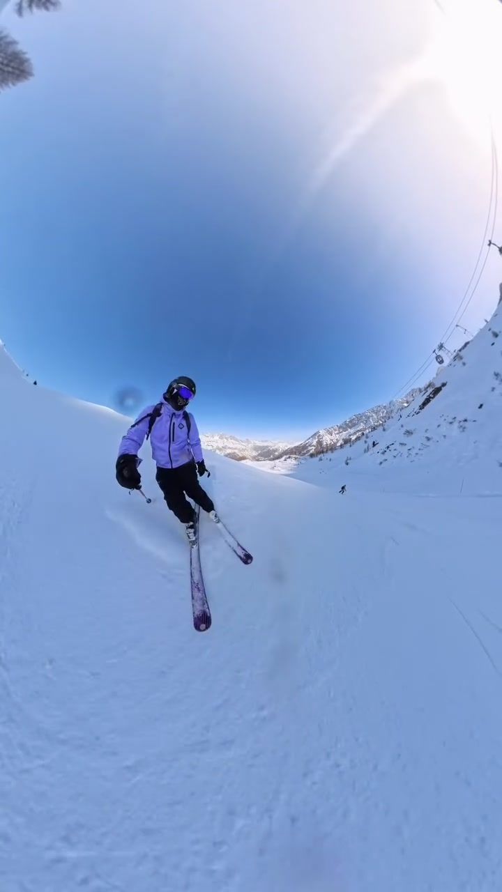 A French Alps ski group